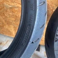 バイクタイヤの画像