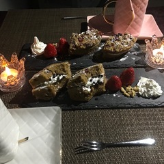 ミニダイニングテーブルとベンチ二脚セットの画像