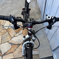 引き取り限定　mongoose（マングース）ROCKADILE 24 キッズの画像