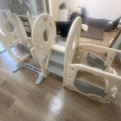 バスすべり台ブランコの画像