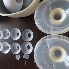 MOMCOZY M5ハンズフリー電動搾乳機 両胸用 の画像