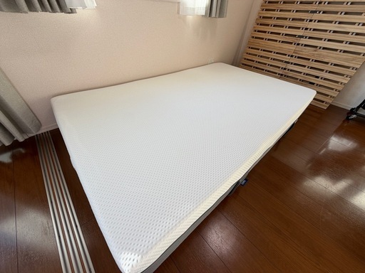 【最終値下げ】エマスリープマットレスセミダブルサイズ