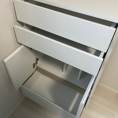 LOWYA チェストの画像