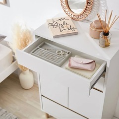 LOWYA チェストの画像