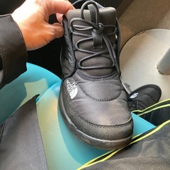 ノースフェイスシューズの画像