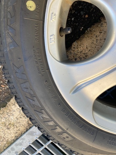 軽四自動車用　アルミ付きスタッドレスタイヤ　155/65R14　4本　BLIZZAK VRX　