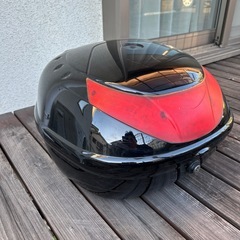 （お取引き中 ）　
バイク用リアボックスの画像