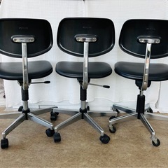 3脚セット 事務用 回転 椅子 キャスター付き KOKUYO コクヨ 高さ調節可能 オフィス チェア 事務用品 デスクチェア 会社  の画像