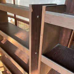 古い木の本棚2つセットの画像