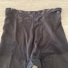 使用品 ジャンク wing ガードル 補正 2枚 古着の画像