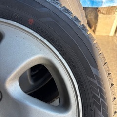 ヨコハマ　2022年スタッドレス 
155/65R14 14インチ ダイハツ純正アルミホイール　ダイハツ ムーヴに装着 の画像