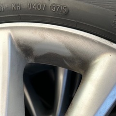 スタッドレスタイヤ215/50R17 トヨタ純正ホイールの画像