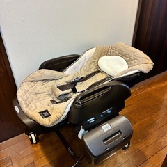 Combi ネムリラ オートスイング ハイローチェアの画像