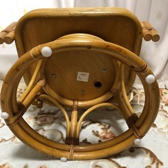 籐 
回転式 座椅子の画像