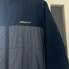 adidas ジャケットの画像