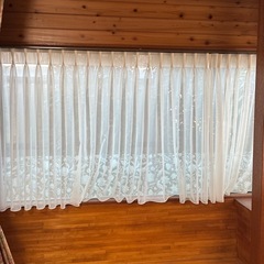 長さ(丈)100センチ　白レースカーテン　2枚セットの画像