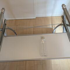 ガラス天板 パソコンテーブルの画像