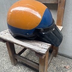 70年代ビンテージポリスヘルメットの画像