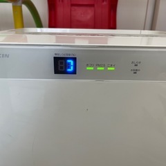 　ダイキン　空気清浄機　MCK70T 2017製の画像