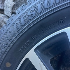 スタッドレスタイヤ4本セット165/65R/13 の画像