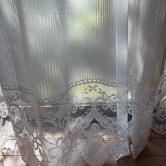 長さ(丈)250センチ　ピンクカーテンと白レースカーテン　セットの画像