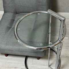 Pearl Side Table 透明サイドテーブルの画像