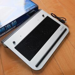 ELECOM エレコム 超冷却 ネットブック UMPC 冷え冷えクーラー ファン SX-CL09SSV 冷却台 小型ノートPCの画像