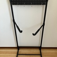 山善「突っ張り自転車ラック RBR-6040(MWH)」の画像