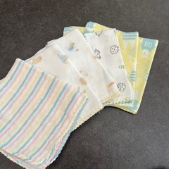 【美品】ベビー用ガーゼハンカチ12枚の画像