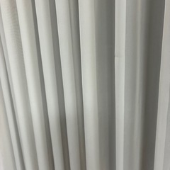 長さ(丈)238センチ　花柄カーテンと白レースカーテンのセットの画像