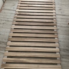ベッドしたのすのこの画像