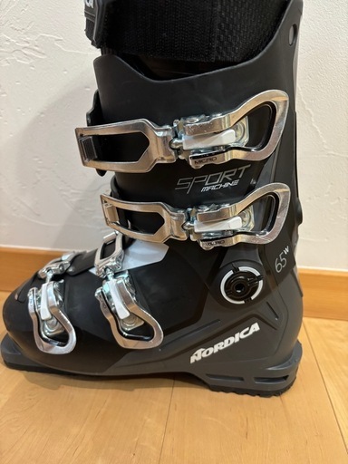 スキーブーツ(ノルディカ)