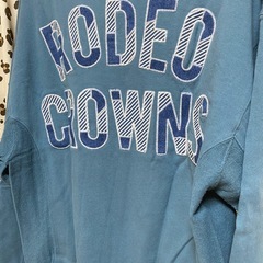 ロデオクラウンズ　トレーナー　バクプリデニム　ブルー系？の画像