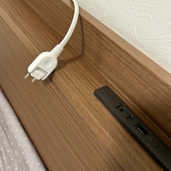 セミダブルベッドフレームの画像