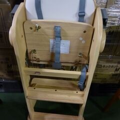未使用/新品　訳り特価　折りたたみ キッズチェア 天然木 立ち上がり防止 5点式ベルト 高さ調整 足置き クッション 付き ハイチェアの画像