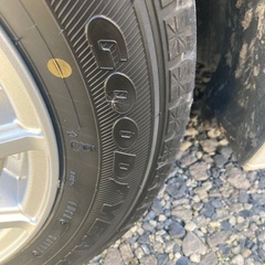 185-60-15 スタッドレス アルミ付き 受け渡し決定の画像