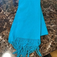 ロンハーマンターコイズブルーのマフラーの画像