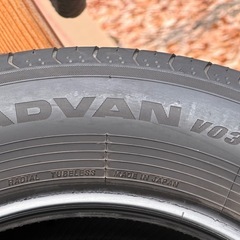 アルファード　ADVAN V03 夏タイヤ 225/65R17 の画像