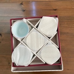 有田焼　湯呑み茶碗の画像