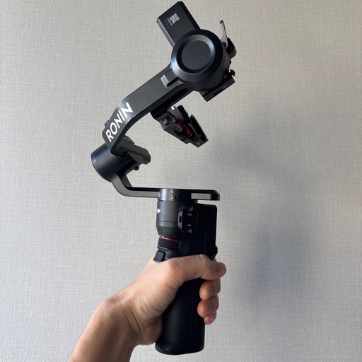 DJI RS 3 Mini 3軸ジンバル軽量スタビライザー