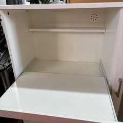 状態良いです✨️お洒落レンジ台💗食器棚‎🤍ニトリフォルム🫶🏻白キッチン収納棚の画像