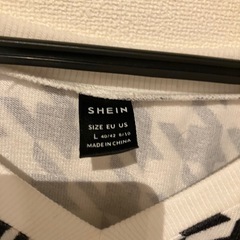 
SHEINの服3着 の画像