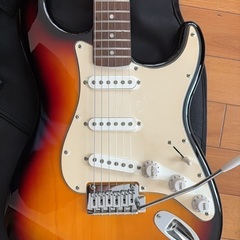 スクワイヤーアフィニティストラトの画像