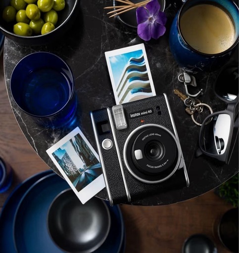 富士フイルム インスタントフィルムカメラ Instax Mini 40 ブラック コンパクト