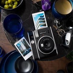 富士フイルム インスタントフィルムカメラ Instax Mini 40 ブラック コンパクトの画像