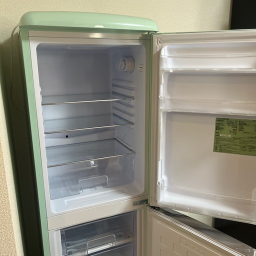 130ℓノンフロン冷蔵庫PRR-142D 