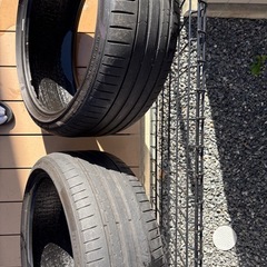 PIRELLI PZERO 245/35r20 2本の画像