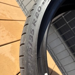 PIRELLI PZERO 245/35r20 2本の画像