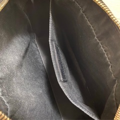 イヴ・サンローラン｜カメラバッグ｜黒｜金｜ショルダーバッグ【正規品】の画像