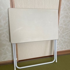 【折りたたみテーブル】ニトリ
の画像